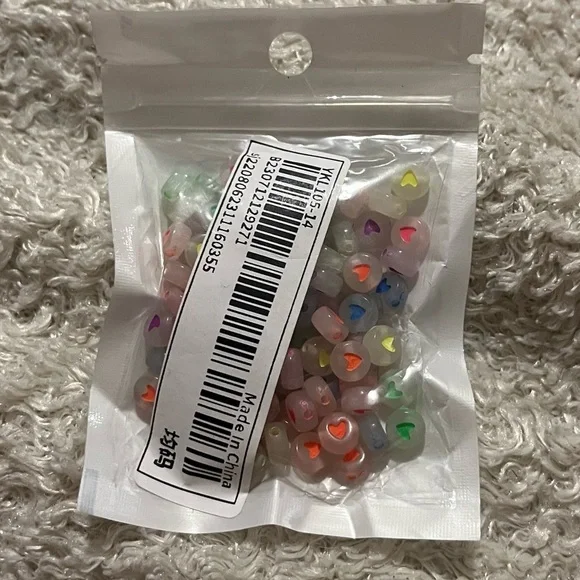 Glow in the Dark Heart‎ Beads in a Variety of Colors 7mm Approx. 100 Count - Picture 2 of 3